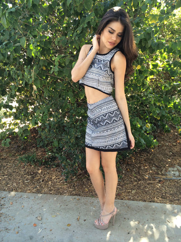 Pattern Stitched  Crop Top- Black