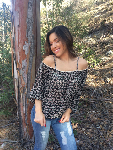 Daisy print chiffon top- Black