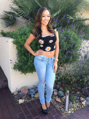 Daisy Print Crop Top- Black